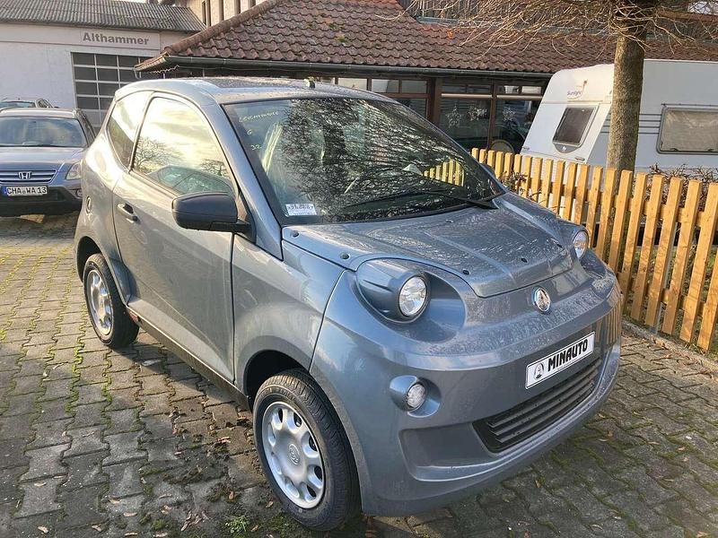 Neu Aixam Minauto 2025 Titanmetallic Kleinwagen