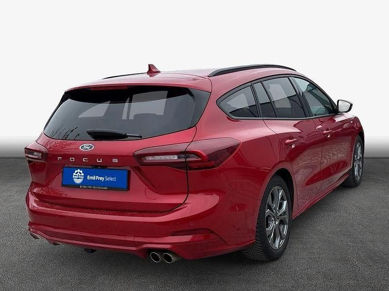 Usado Ford Focus ST-Line X 155 CV (114 kW) 2024 Rojo Familiar