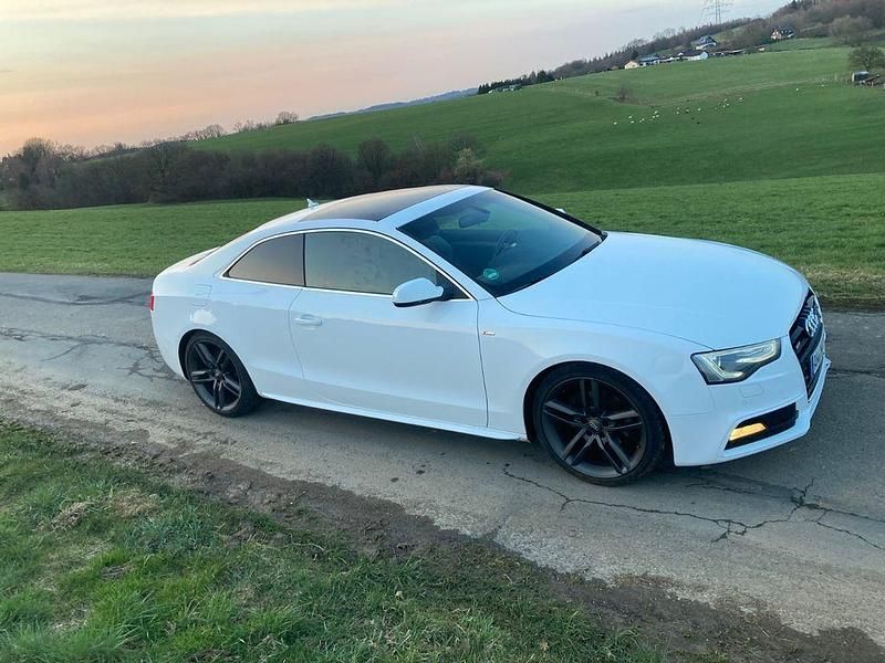 Gebraucht Audi A5 S-Line 177 PS (130 kW) 2012 Weiß Coupé