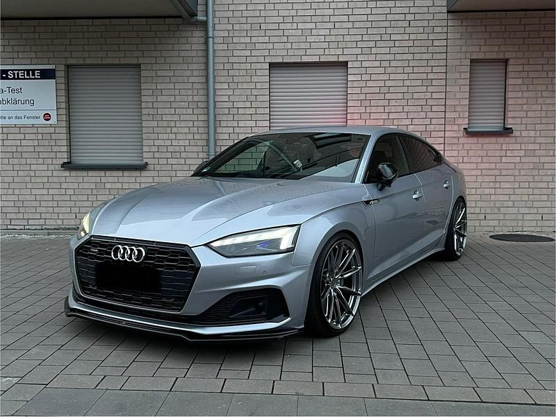 Silber Gebraucht 2020 Audi A5 Sportback Limousine | 29.999 € - Bild 1/4