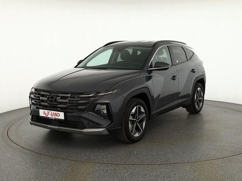 Neu Hyundai Tucson 150 PS (110 kW) 2025 Silber SUV