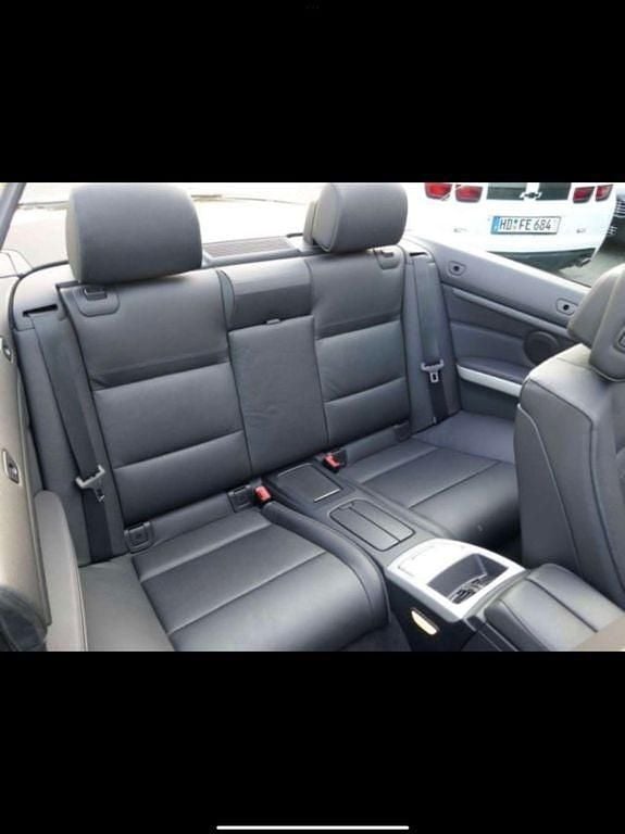 Gebraucht BMW 325 Cabriolet Sport Line 204 PS (150 kW) 2011 Schwarz Cabrio