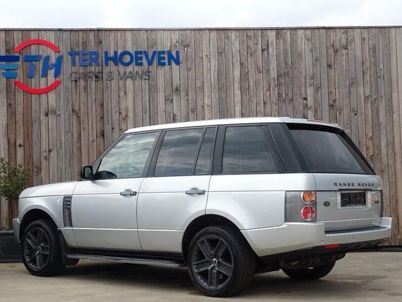 Gebraucht Land Rover Range Rover 286 PS (210 kW) 2002 Silber metallic SUV