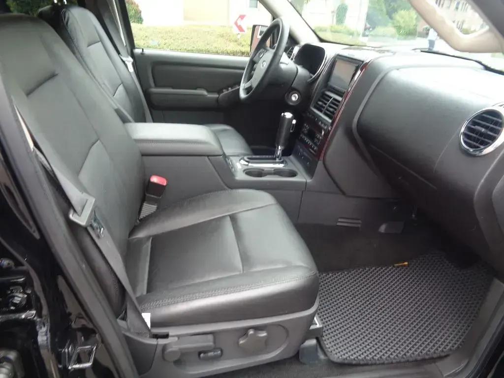 Gebraucht Ford Explorer Limited 296 PS (217 kW) 2008 Schwarz SUV