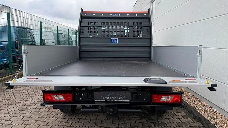 Neu Ford Transit Trend 165 PS (121 kW) 2026 Weiß Limousine