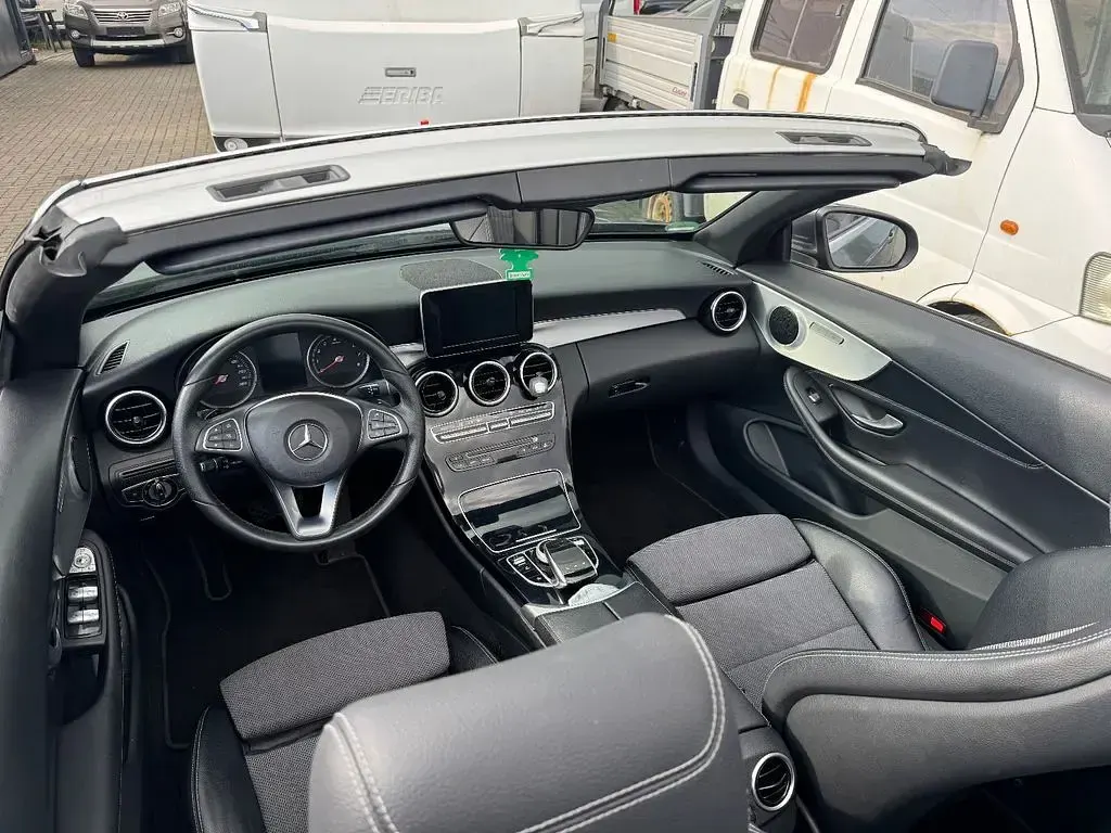 Gebraucht Mercedes C200 184 PS (135 kW) 2017 Grau Cabrio