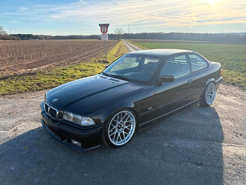 Gebraucht BMW 323 170 PS (125 kW) 1998 Schwarz Coupé