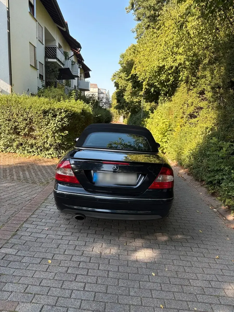 Gebraucht Mercedes CLK280 Avantgarde 231 PS (169 kW) 2008 Schwarz Cabrio