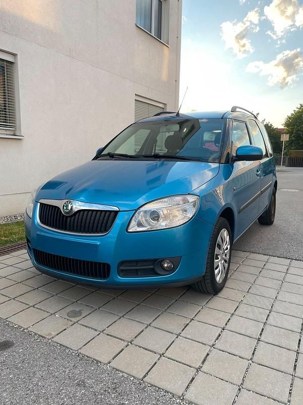 Blau Gebraucht 2010 Skoda Roomster Van / Kleinbus | 3.300 € - Bild 1/4