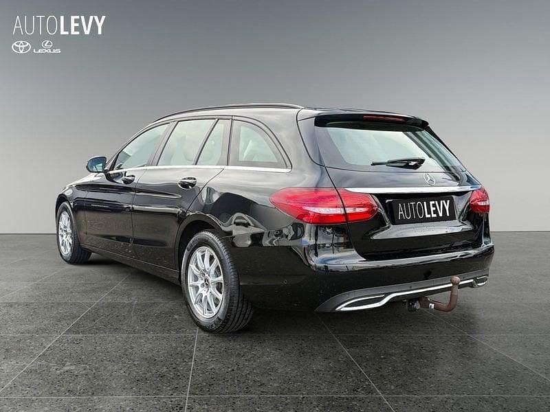 Gebraucht Mercedes C200 136 PS (100 kW) 2017 Schwarz unilack Kombi
