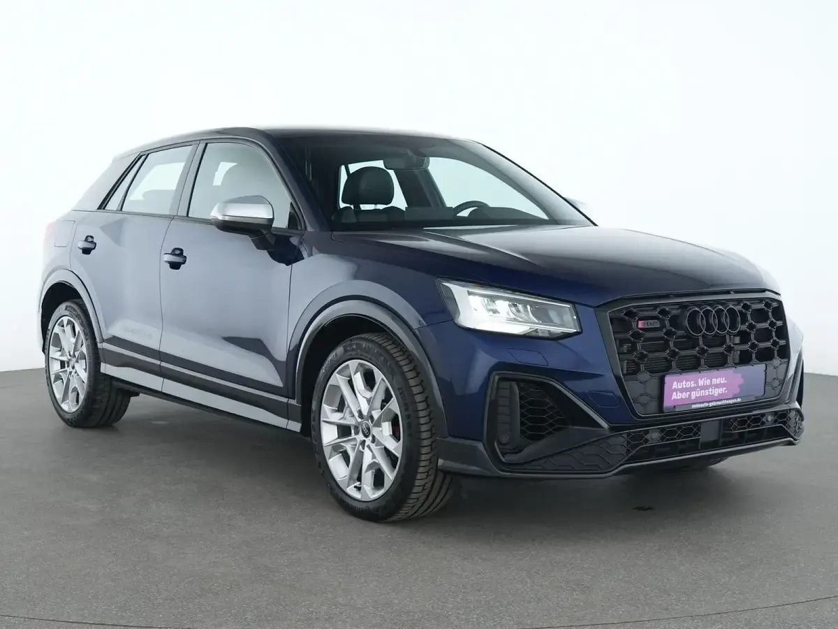 Gebraucht Audi SQ2 Sport 300 PS (220 kW) 2022 Navarrablau SUV
