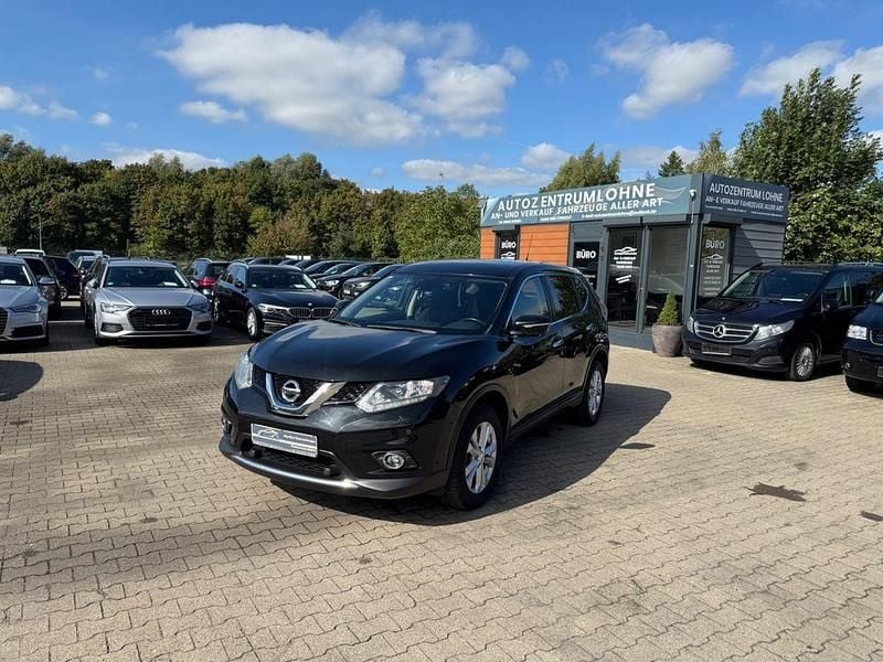 Schwarz Gebraucht 2017 Nissan X-Trail Acenta SUV | 11.990 € (Superpreis) - Bild 1/4