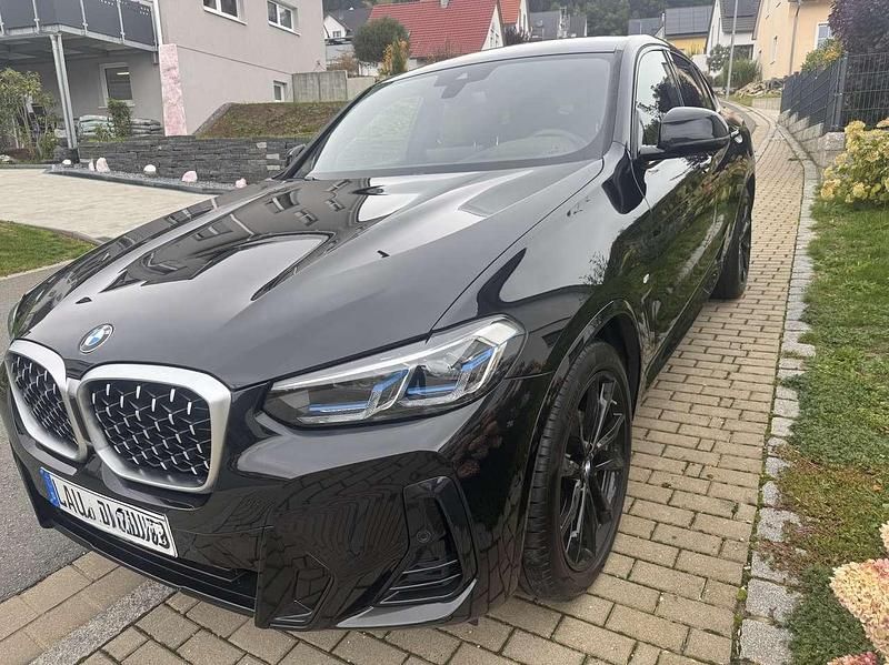 Gebraucht BMW X4 Shadowline 190 PS (139 kW) 2025 Schwarz SUV