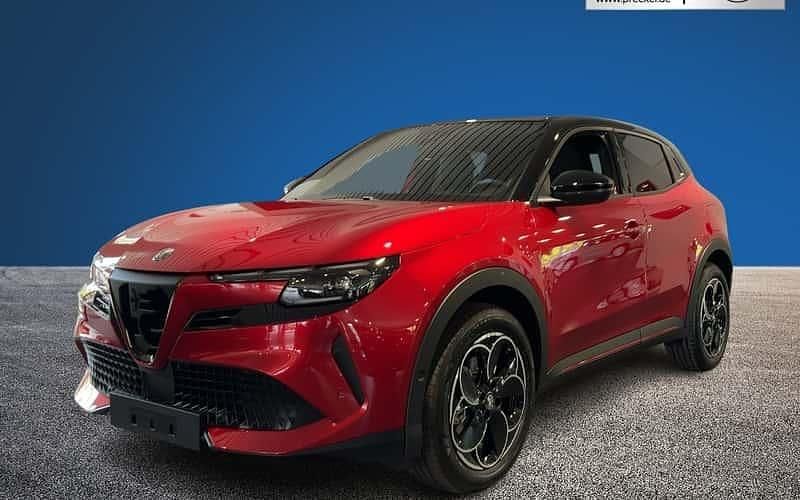 Rot Gebraucht 2024 Alfa Romeo Junior Edizione Speciale SUV | 32.490 € (Superpreis) - Bild 1/4