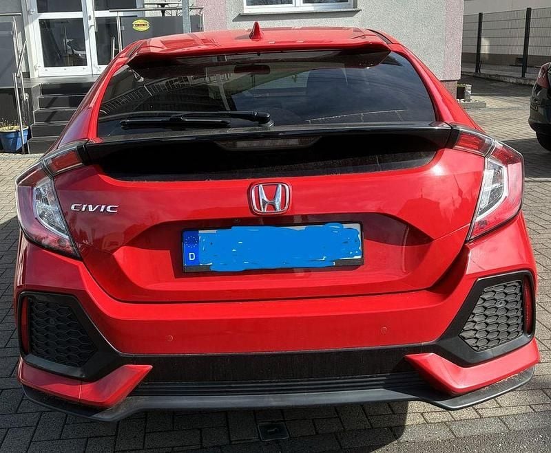 Gebraucht Honda Civic Elegance 129 PS (94 kW) 2017 Rot Limousine