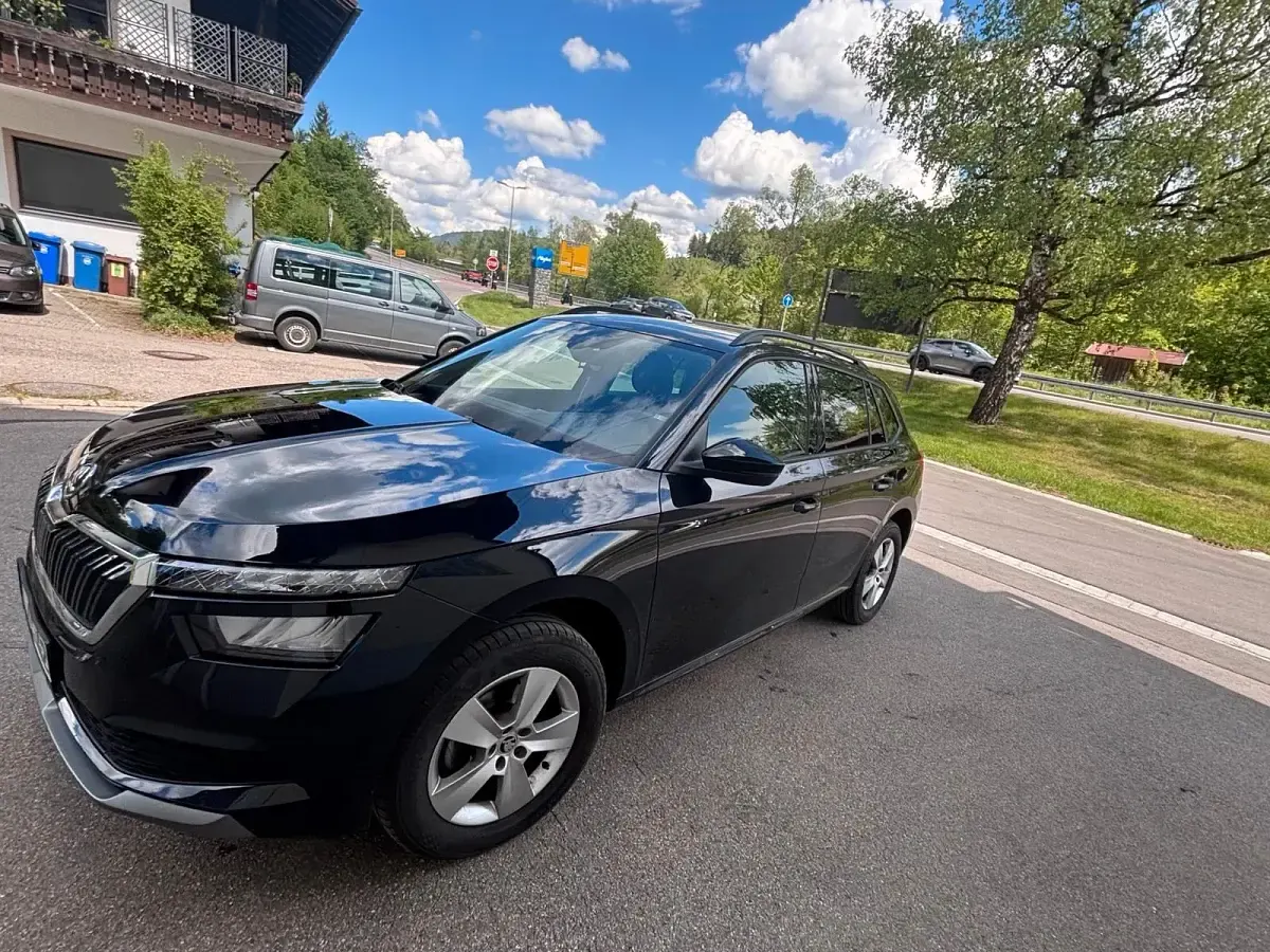 Gebraucht Skoda Kamiq 110 PS (80 kW) 2023 Schwarz SUV