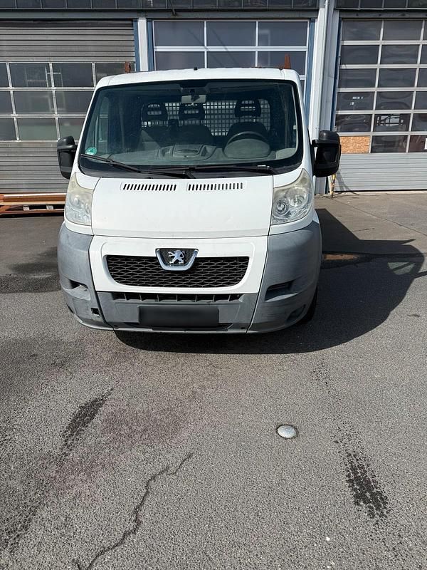 Gebraucht Peugeot Boxer 120 PS (88 kW) 2008 Weiß Van