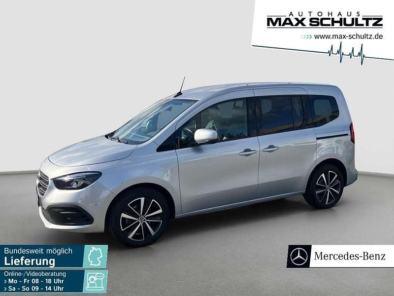 Silber Gebraucht 2024 Mercedes T180 Progressive Van / Kleinbus | 28.679 € (Fairer Preis) - Bild 1/4