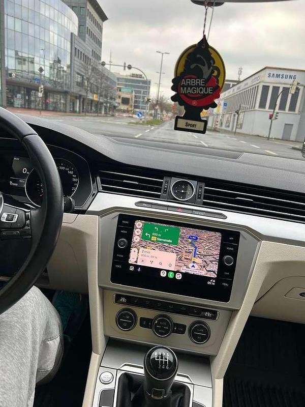 Gebraucht VW Passat Comfortline 150 PS (110 kW) 2018 Limousine