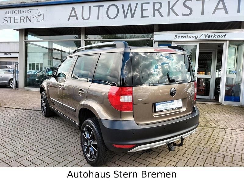 Gebraucht Skoda Yeti Ambition 122 PS (89 kW) 2013 Braun SUV