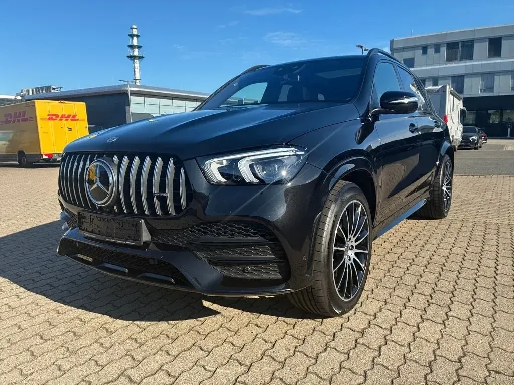 Gebraucht Mercedes GLE300 AMG 272 PS (200 kW) 2023 Schwarz SUV