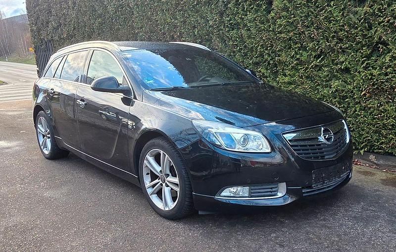 Gebraucht Opel Insignia OPC 194 PS (142 kW) 2013 Schwarz Kombi