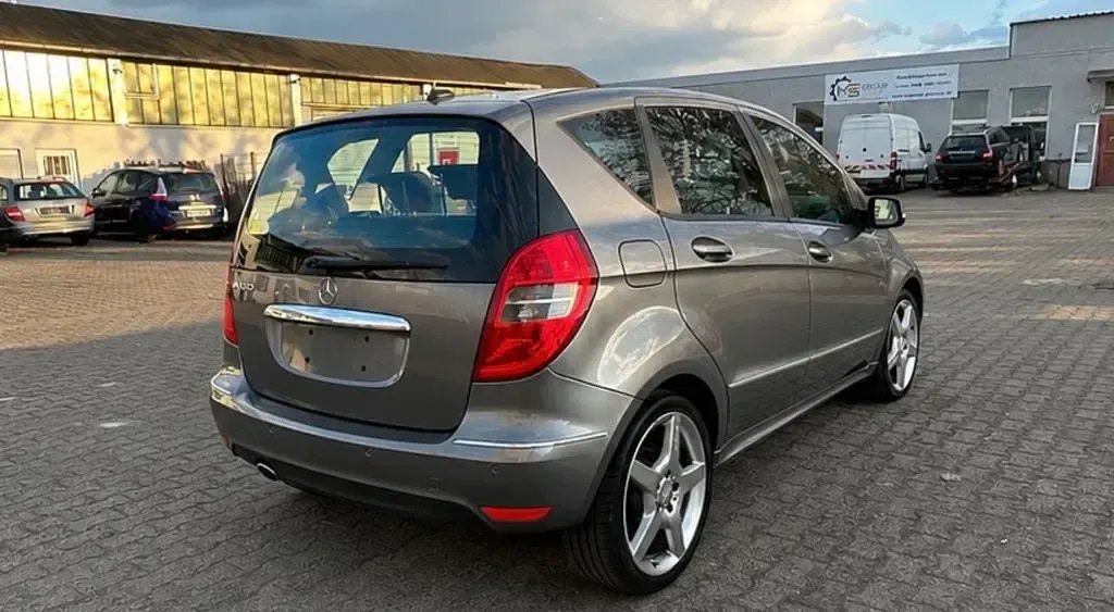 Gebraucht Mercedes A150 Avantgarde 95 PS (69 kW) 2008 Grau Limousine