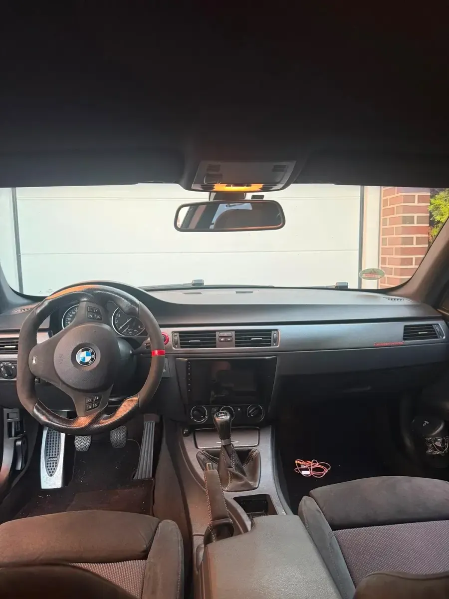 Gebraucht BMW 330 272 PS (200 kW) 2008 Rot Coupé