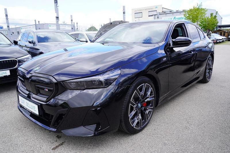 Gebraucht BMW i5 Performance 442 kW (601 PS) 2025 Schwarz Limousine
