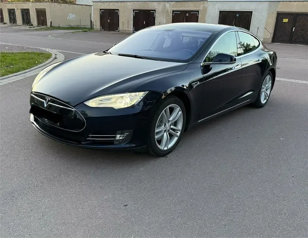 Occasion Tesla Model S 309 kW (421 ch) 2014 Bleue Citadine