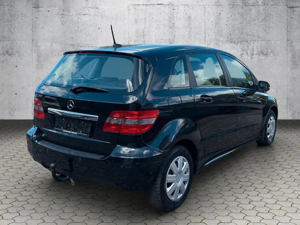 Gebraucht Mercedes B160 95 PS (69 kW) 2010 Schwarz Van / Kleinbus