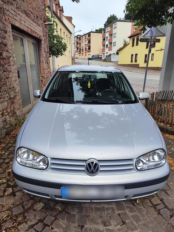 Silber Gebraucht 1999 VW Golf IV Limousine | 1.200 € (Guter Preis) - Bild 1/4