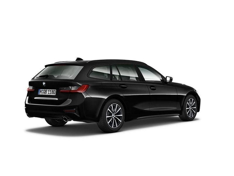 Gebraucht BMW 318 Advantage 150 PS (110 kW) 2020 Schwarz / saphirschwarz (metallic) Kombi