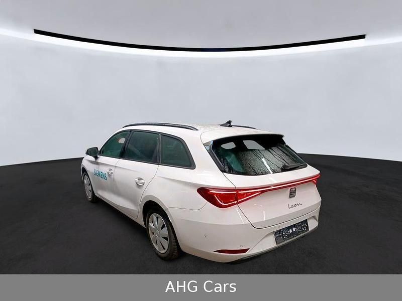 Gebraucht Seat Leon Style 150 PS (110 kW) 2022 Weiß Kombi