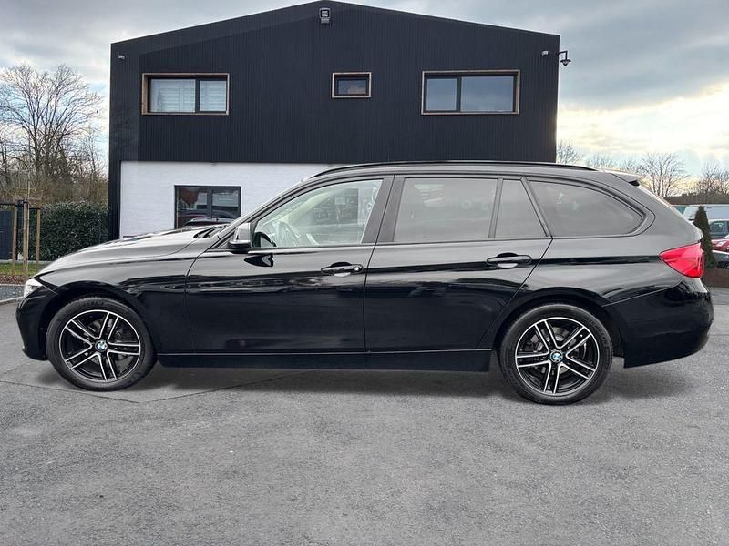 Gebraucht BMW 318 Advantage 150 PS (110 kW) 2016 Schwarz Kombi