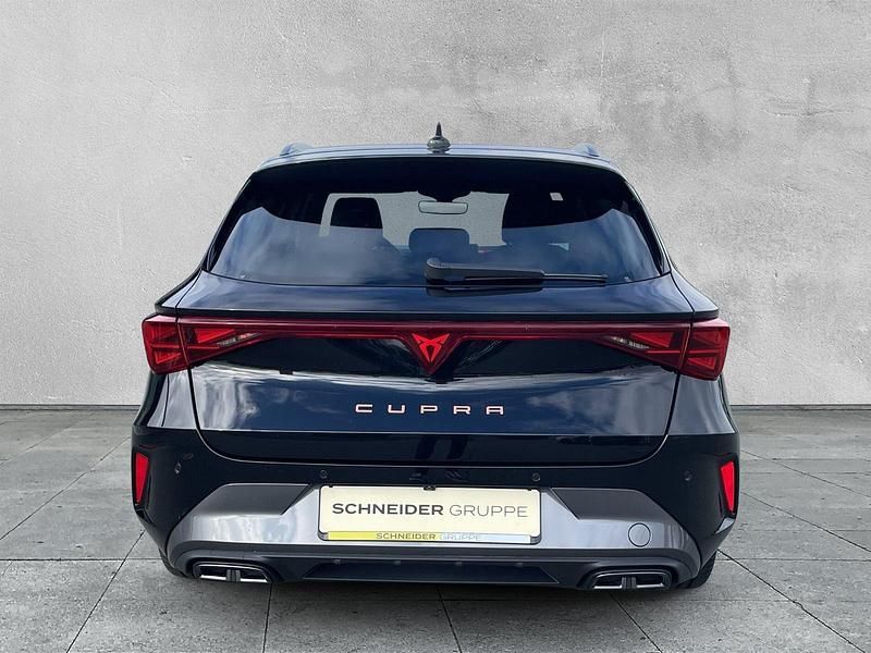 Neu Cupra Leon 150 PS (110 kW) 2025 Schwarz Kombi