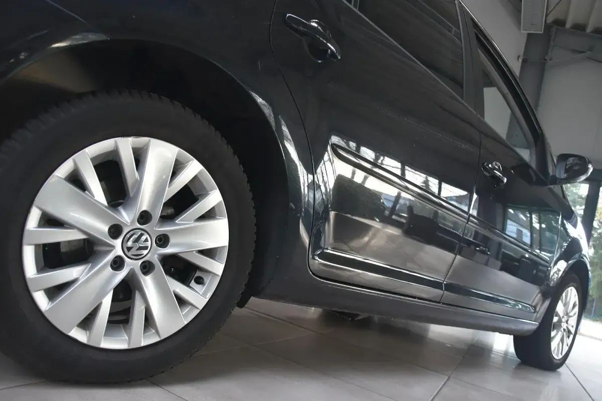 Gebraucht VW Touran Life 105 PS (77 kW) 2014 Other Van / Kleinbus