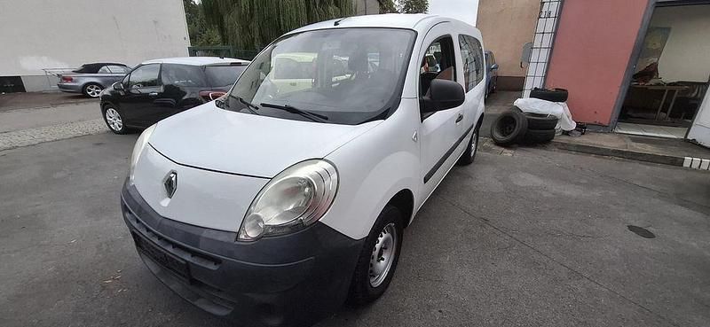 Weiß Gebraucht 2013 Renault Kangoo Authentique Van / Kleinbus | 2.400 € (Guter Preis) - Bild 1/4