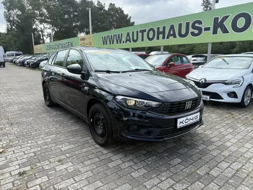 Usado Fiat Tipo Red 131 CV (96 kW) 2023 Negro Berlina