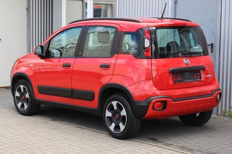 Gebraucht Fiat Panda Cross Cross 69 PS (50 kW) 2022 Rot Kleinwagen