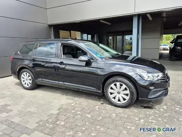 Gebraucht VW Passat Conceptline 150 PS (110 kW) 2023 Deep black perleffekt Kombi