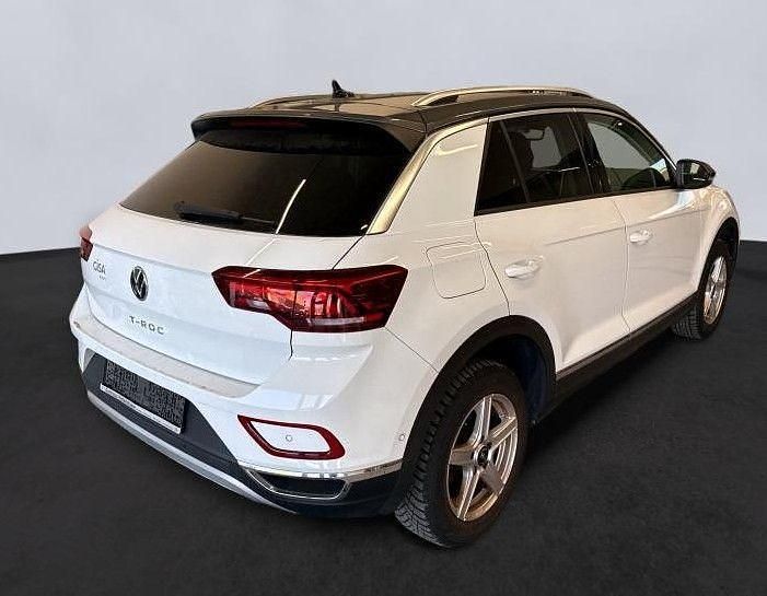 Second-hand VW T-Roc IQ Drive 150 CP (110 kW) 2023 Alb SUV