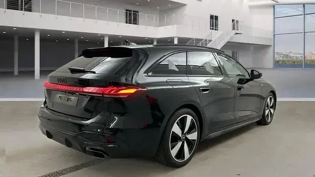 Używany Audi A5 S-line plus 204 KM (150 kW) 2025 Czarny Kombi