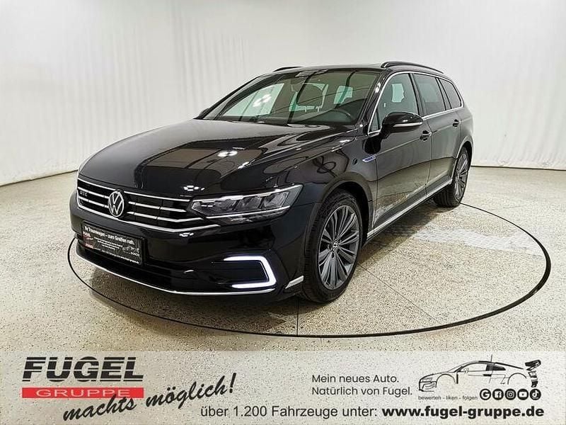 Gebraucht VW Passat GTE 218 PS (160 kW) 2022 Deep black perleffekt Kombi