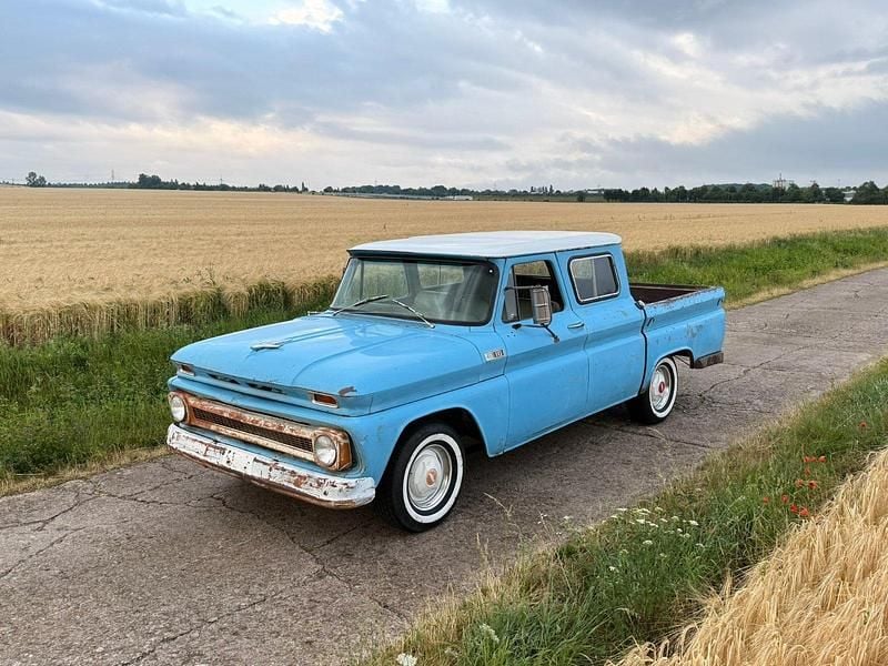 Blau Gebraucht 1965 Chevrolet C10 SUV | 28.850 € - Bild 1/4