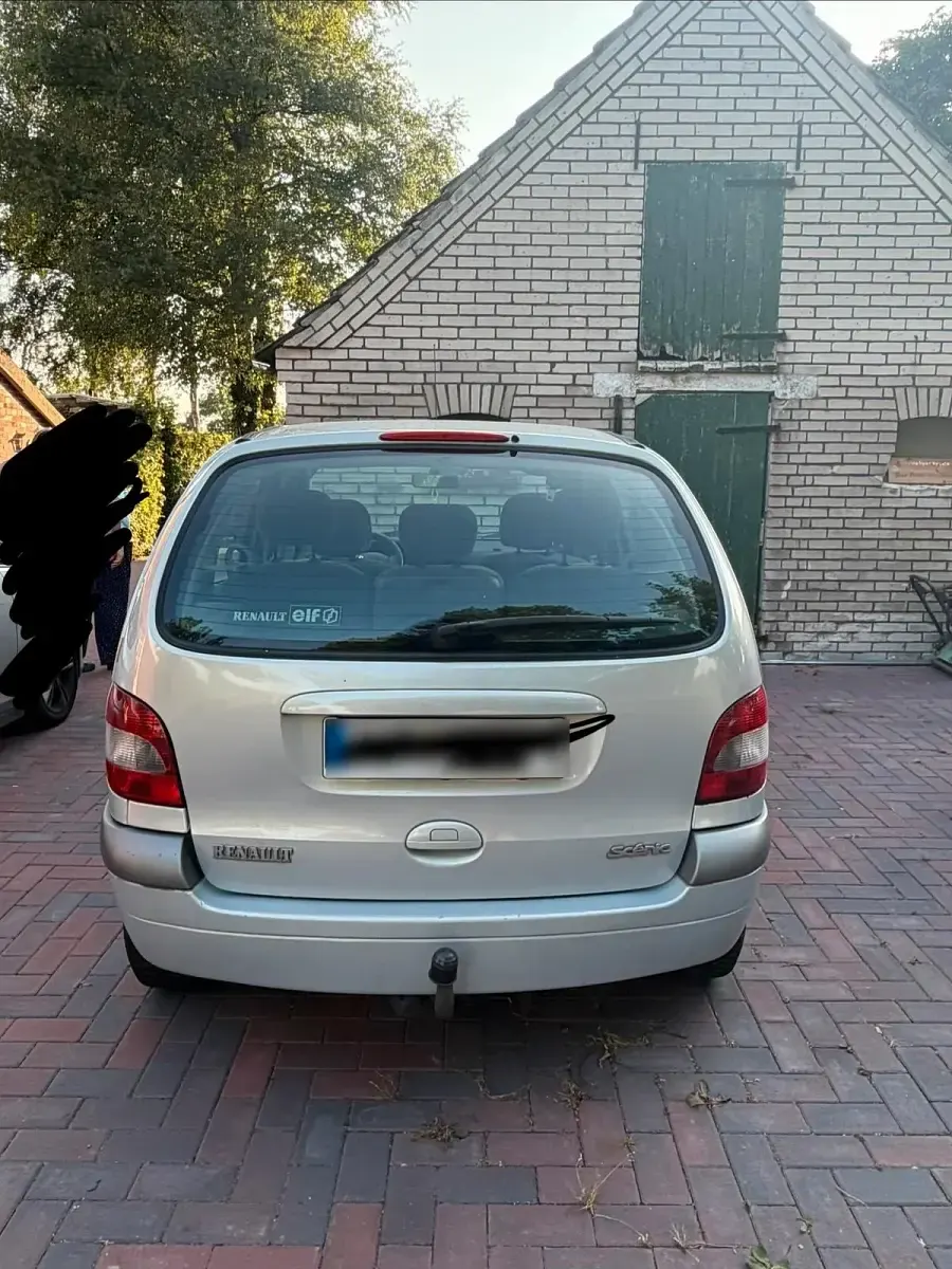 Gebraucht Renault Scénic 107 PS (78 kW) 2003 Silber Van / Kleinbus