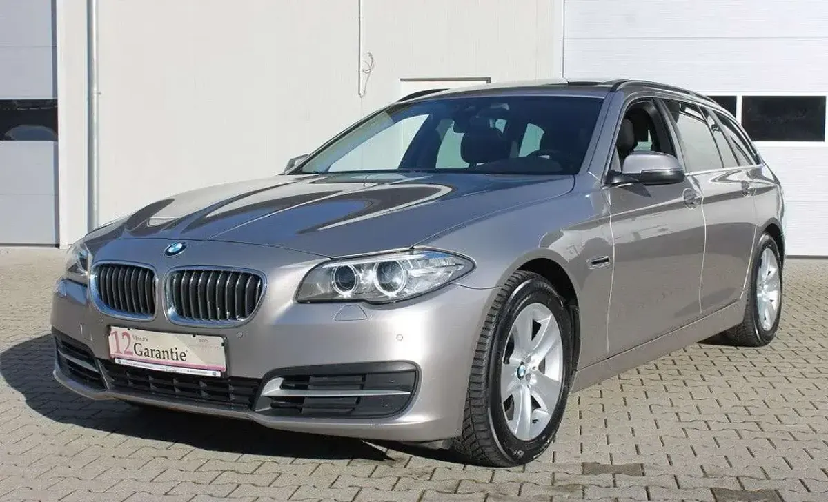 Second-hand BMW 520 Comfort Edition 184 CP (135 kW) 2014 Argintiu Break