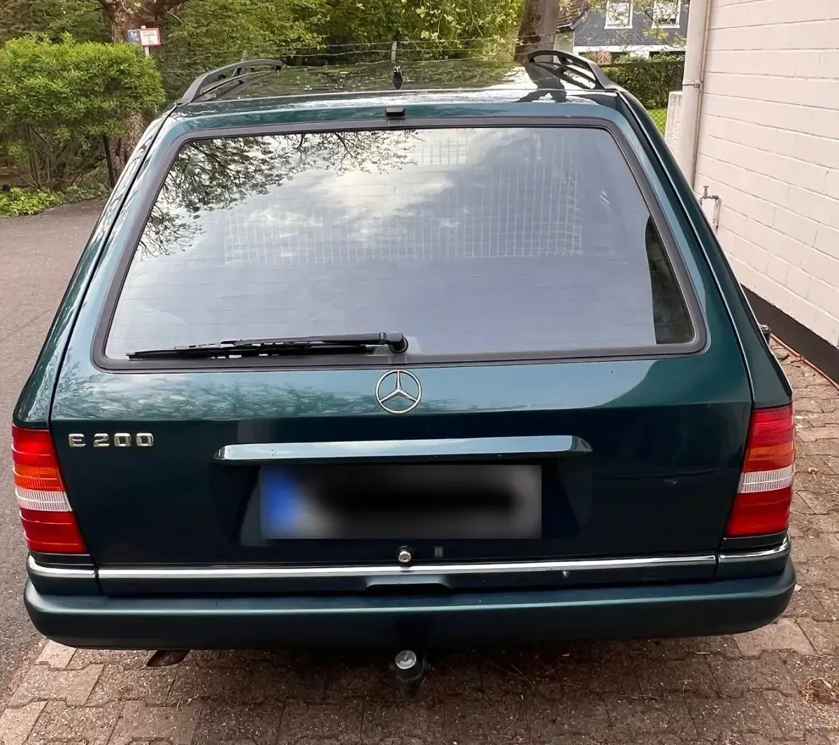 Gebraucht Mercedes E200 136 PS (100 kW) 1995 Grün Kombi