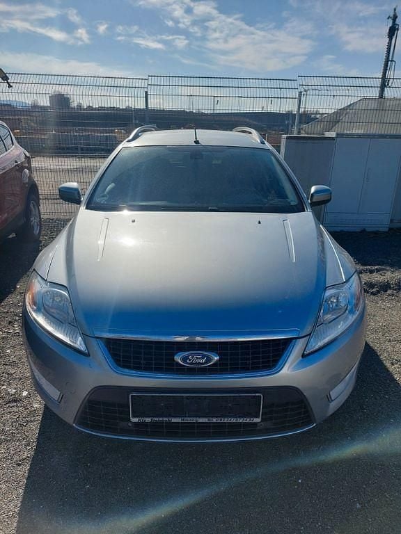 Gebraucht Ford Mondeo Trend 145 PS (106 kW) 2008 Silber Limousine