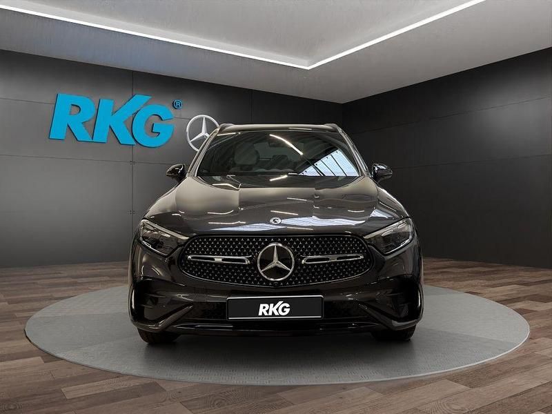 Gebraucht Mercedes GLC300e AMG 333 PS (244 kW) 2025 Grau SUV